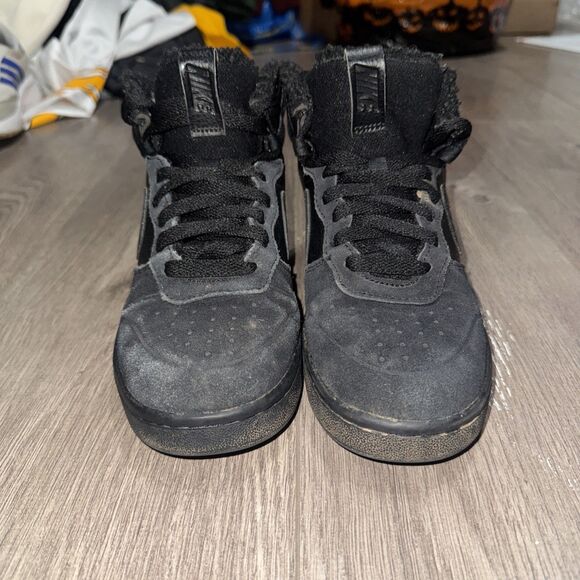 Nike Court Borough Mid 2 CQ4023-001 Size 5Y - Picture 2 of 7